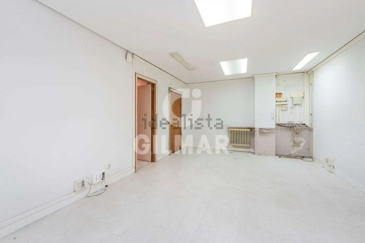 Piso en Castilla con plaza de garaje