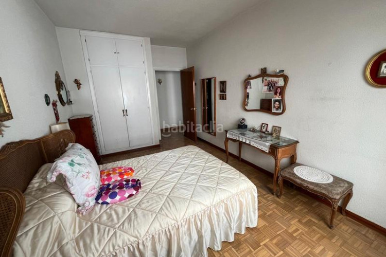 Piso inmejorable piso de 5 habitaciones en Castilla (mn1-jcb-6038) en Madrid