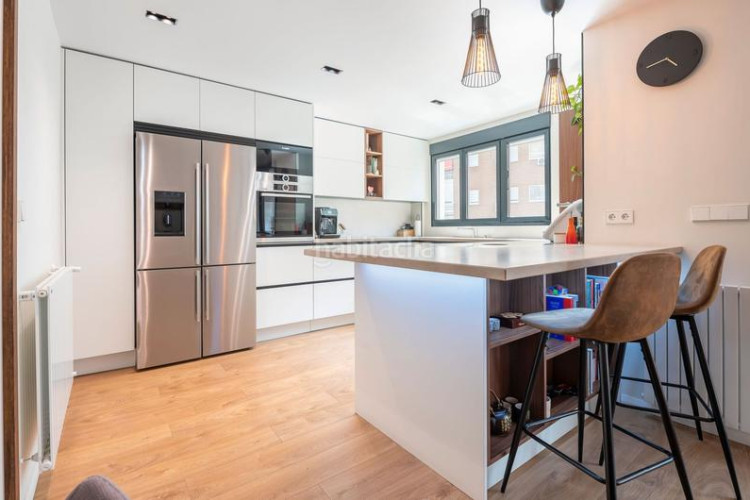 Piso  en venta en c. de núñez morgado en Castilla Madrid