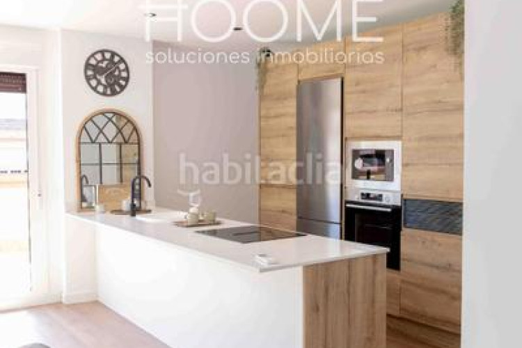 Ático atico con 20 metros de terraza, piscina, garaje opcional, 3 habitaciones 2 baños a estrenar, Castillachamartin en Madrid