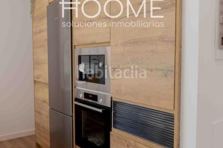 Ático atico con 20 metros de terraza, piscina, garaje opcional, 3 habitaciones 2 baños a estrenar, Castillachamartin en Madrid