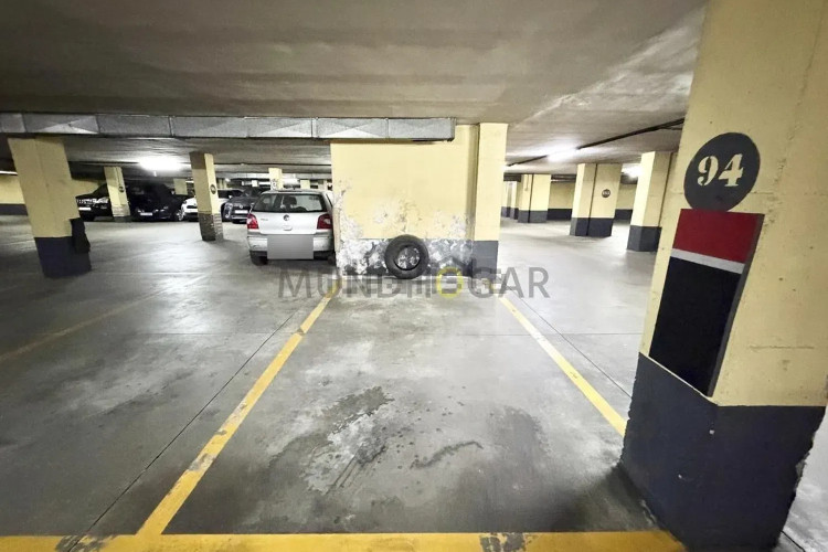 Piso en calle de Pastora Imperio