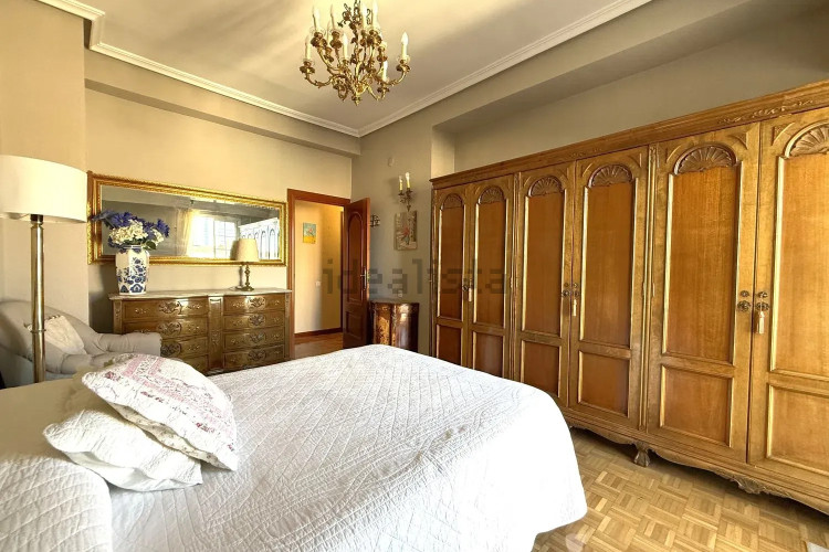 Piso en calle de San Ramón Nonato