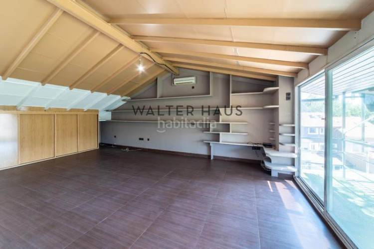 Chalet exclusivo chalet adosado con piscina y gran potencial en venta, en hispanoamérica, chamartín, en Madrid