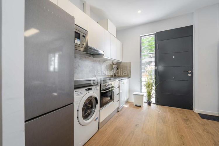 Apartamento este elegante apartamento de 1 dormitorio se encuentra en el barrio de Castilla, en el distrito de chamartín, . con una c en Madrid