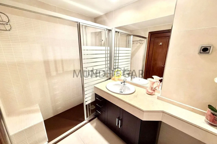 Piso en calle de Pastora Imperio