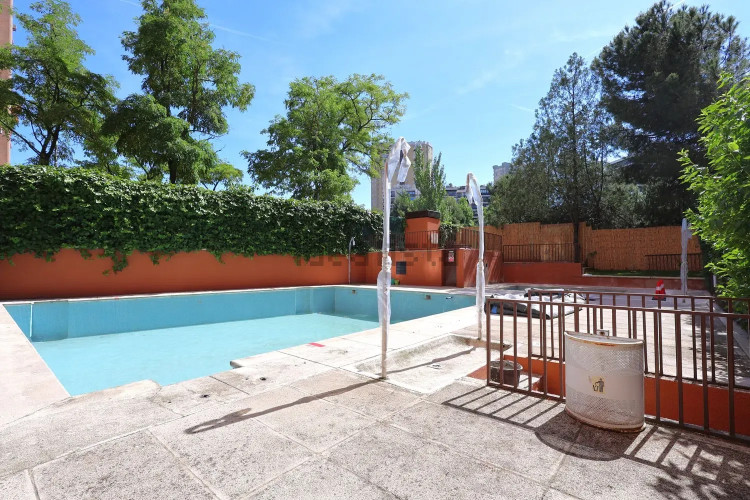Piso en venta en Avenida de Burgos