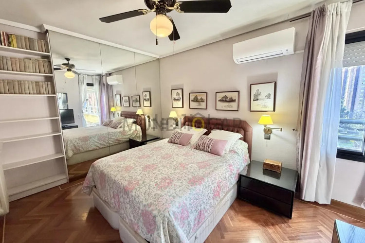 Piso en calle de Pastora Imperio