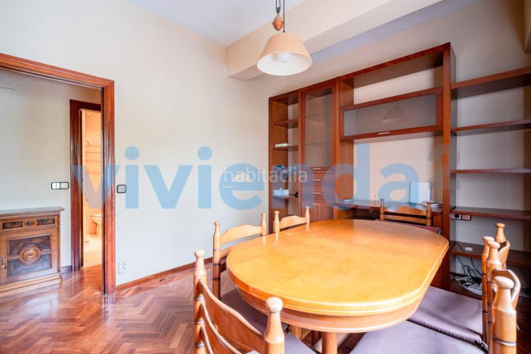 Piso  en Castilla, 132 m2, 5 dormitorios, 2 baxf1os, 829.000 euros en Madrid