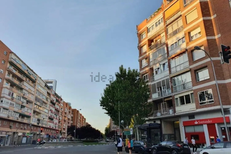 Piso en venta en Calle de Agustín de Foxá