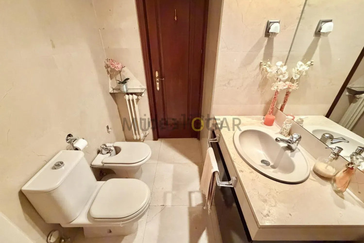 Piso en calle de Pastora Imperio