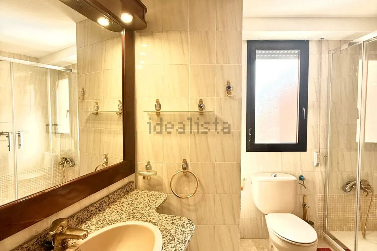 Piso en avenida de Pío XII