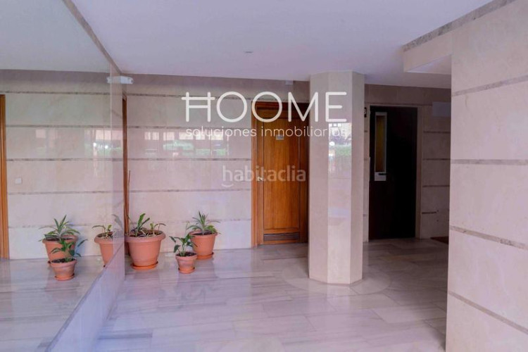 Ático atico con 20 metros de terraza, piscina, garaje opcional, 3 habitaciones 2 baños a estrenar, Castillachamartin en Madrid