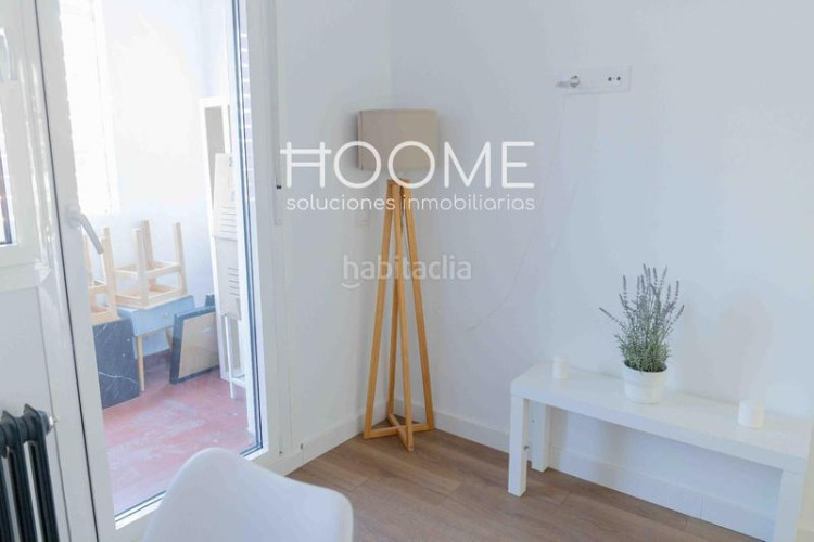 Ático atico con 20 metros de terraza, piscina, garaje opcional, 3 habitaciones 2 baños a estrenar, Castillachamartin en Madrid