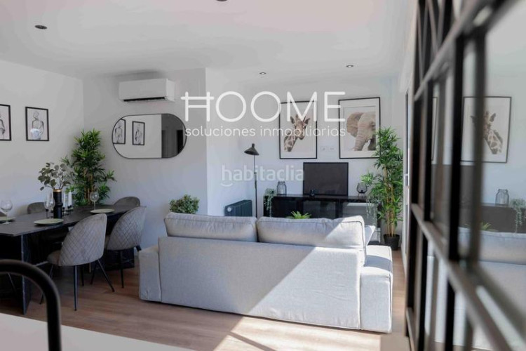 Ático atico con 20 metros de terraza, piscina, garaje opcional, 3 habitaciones 2 baños a estrenar, Castillachamartin en Madrid