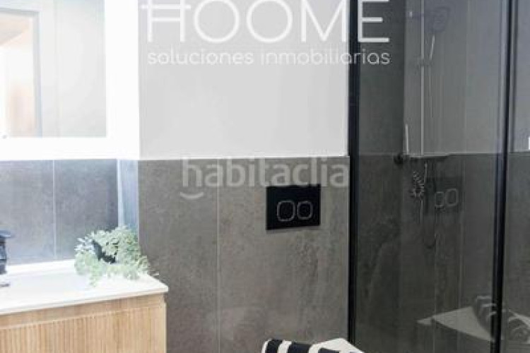 Ático atico con 20 metros de terraza, piscina, garaje opcional, 3 habitaciones 2 baños a estrenar, Castillachamartin en Madrid