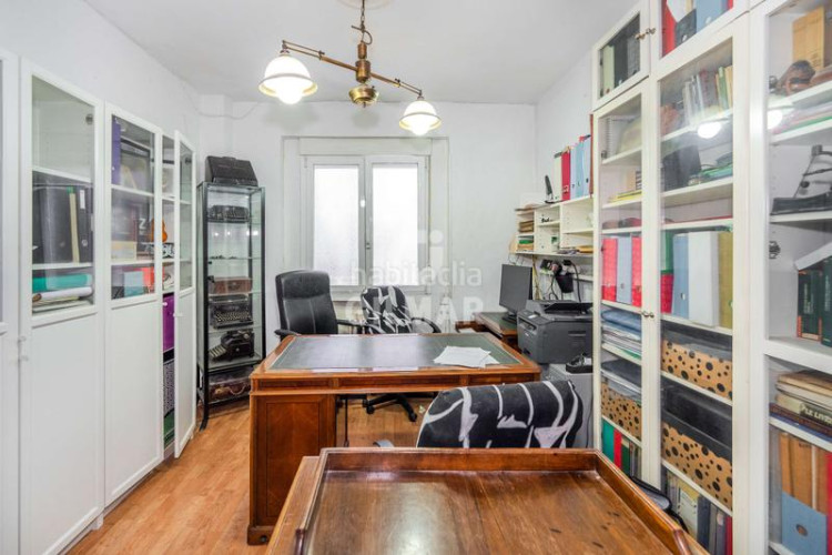 Piso  de 114 m en el barrio de Castilla, con 4 dormitorios y excelente ubicación una oportunidad única tanto para vivir como para i en Madrid