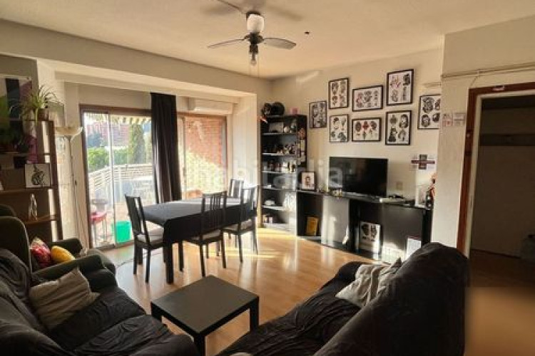 Ático inmejorable oportunidad de 3 habitaciones en Castilla en Madrid