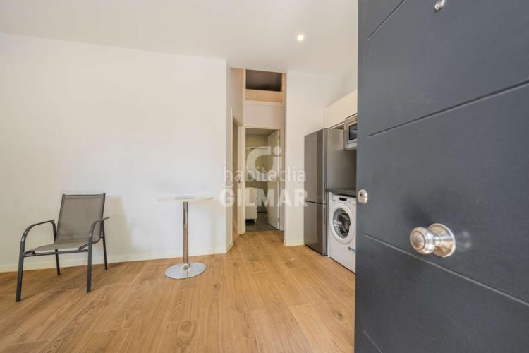 Apartamento este elegante apartamento de 1 dormitorio se encuentra en el barrio de Castilla, en el distrito de chamartín, . con una c en Madrid