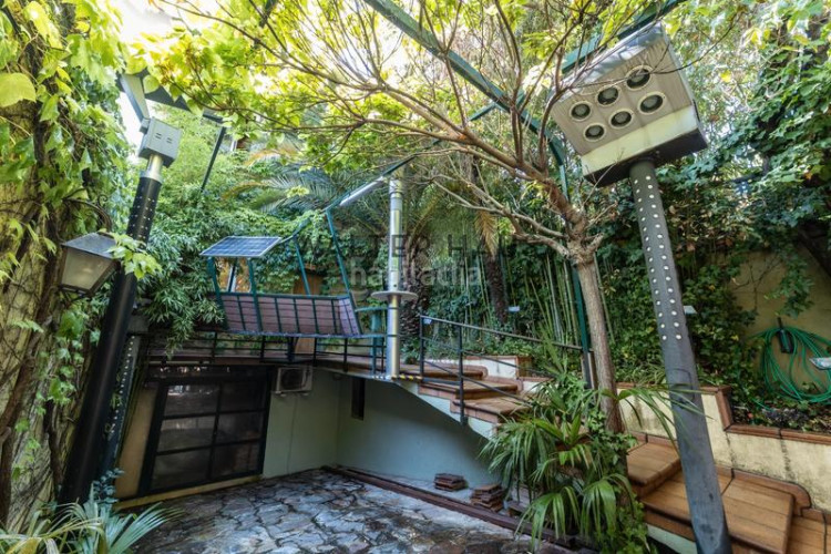 Chalet exclusivo chalet adosado con piscina y gran potencial en venta, en hispanoamérica, chamartín, en Madrid