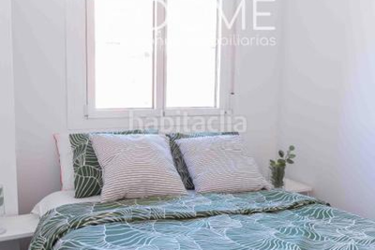 Ático atico con 20 metros de terraza, piscina, garaje opcional, 3 habitaciones 2 baños a estrenar, Castillachamartin en Madrid